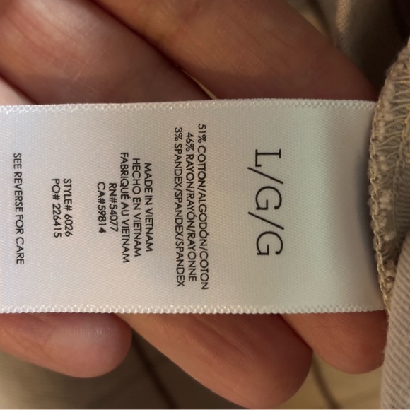 CAbi Windowpane Jacket Size Large 6026 Beige Plaid Jacket EUC - Picture 6 of 6